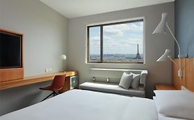 Hyatt Regency Paris Etoile